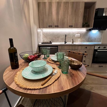 Supreme Malibu Suite Alexandroupoli Bagian luar foto