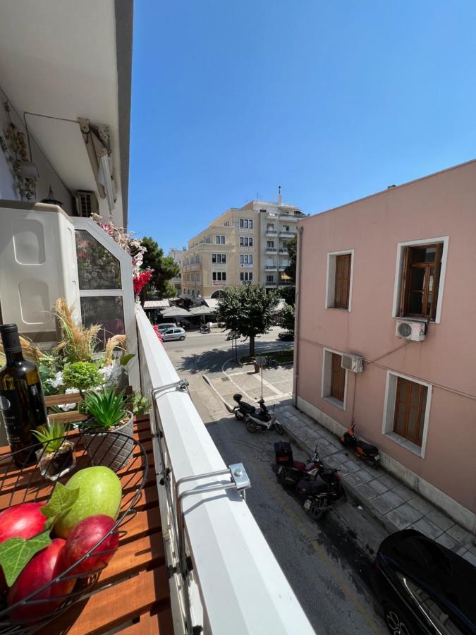 Supreme Malibu Suite Alexandroupoli Bagian luar foto