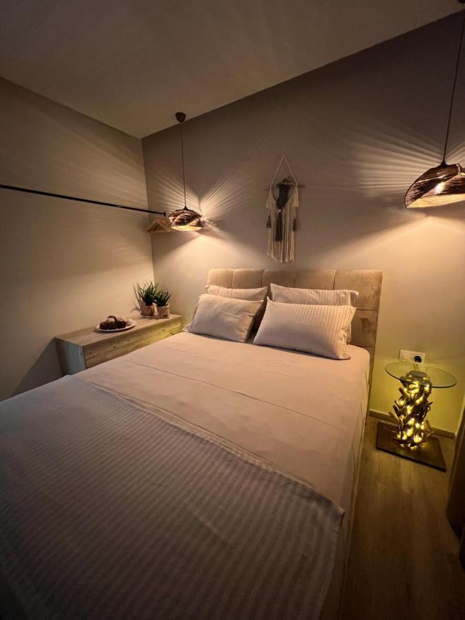Supreme Malibu Suite Alexandroupoli Bagian luar foto